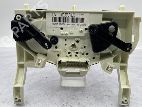 Climate control RENAULT TRAFIC II Van (FL) 2.0 dCi 90 (FL0H, FL00, FL01, FL0M, FL0P, FL0S) | BP23761223I5 - Image 2