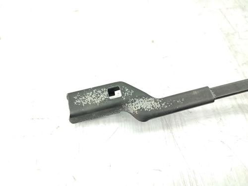 Front windshield wiper arm VW POLO V (6R1, 6C1) 1.6 TDI | BP23722617C143 
