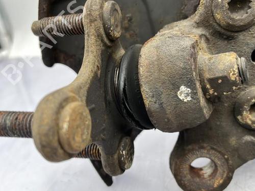 Used Left front steering knuckle Left front steering knuckle VW TOURAN (1T1, 1T2) 1.9 TDI (100 hp) 23743270 23743270