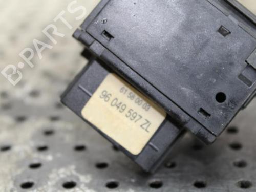 Used Steering column stalk Steering column stalk CITROËN ZX (N2) 1.9 D (68 hp) 23685732 23685732