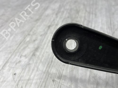 front-windshield-wiper-arm-renault-clio-v-b7_-2019-23683346 main image