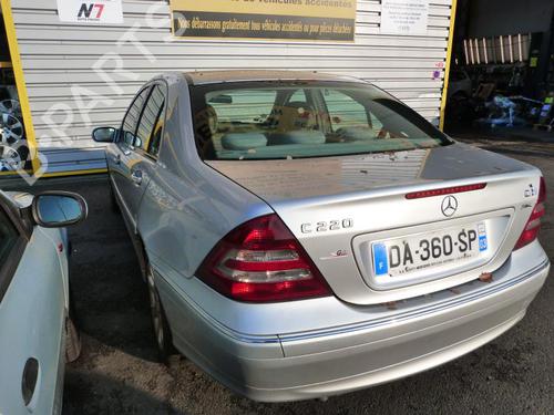 Right front window motor MERCEDES-BENZ C-CLASS (W203) C 220 CDI (203.008) | BP23669663E20 