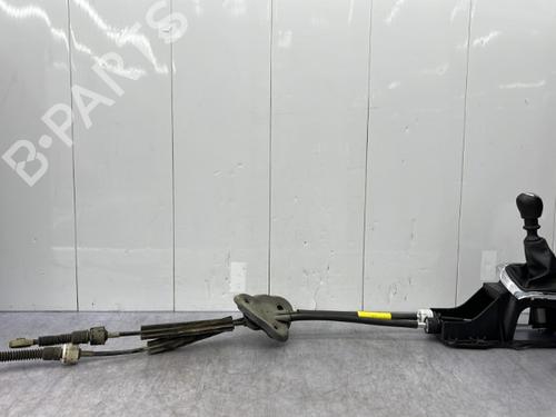 Used Gear lever RENAULT MEGANE III Hatchback (BZ0/1_, B3_) 1.5 dCi (BZ1G, BZ1W, BZ0R) (95 hp) 23757632