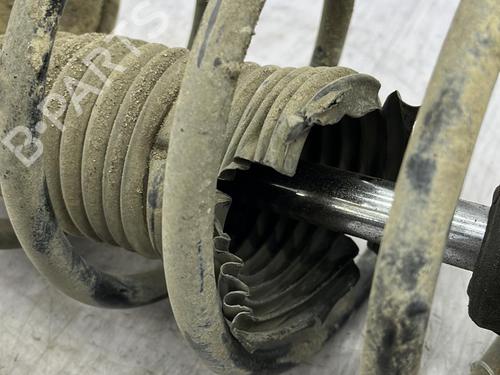 Used Right front shock absorber Right front shock absorber CITROËN BERLINGO / BERLINGO FIRST MPV (MF_, GJK_, GFK_) 2.0 HDI 90 (MFRHY) (90 hp) 23702048 23702048