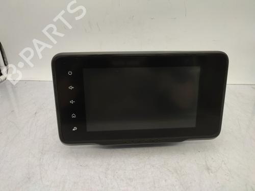 Used Radio DACIA DUSTER (HM_) 1.5 dCi 115 4x4 (114 hp) 26617802
