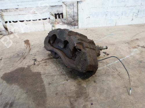 Used Right front brake caliper Right front brake caliper RENAULT TRAFIC Van (T_, P_, V_) 2.1 D (64 hp) 23669399 23669399