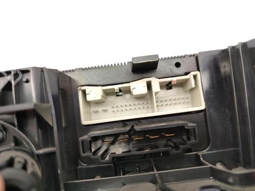 Climate control SEAT LEON (1P1) 1.9 TDI | BP23741635I5 