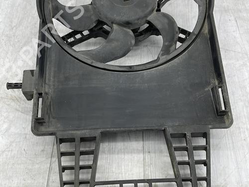 Used Radiator fan Radiator fan FIAT PUNTO (188_) 1.2 60 (188.030, .050, .130, .150, .230, .250) (60 hp) 23702627 23702627