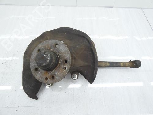 Used Right front steering knuckle Right front steering knuckle MERCEDES-BENZ C-CLASS (W202) C 220 D (202.121) (95 hp) 23699071 23699071