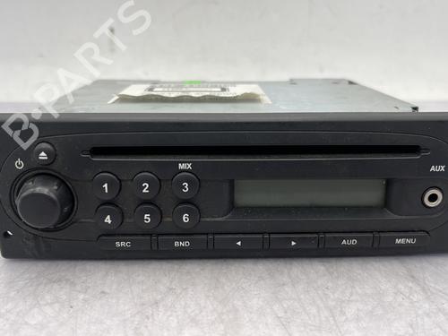 Used Radio RENAULT TWINGO II (CN0_) 1.5 dCi (CN0E) (64 hp) 30679419