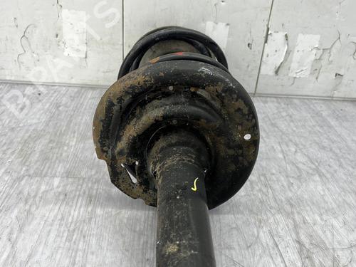 Used Right front shock absorber Right front shock absorber DACIA SANDERO II 1.2 (75 hp) 30698515 30698515
