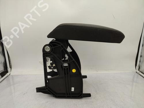Used Armrest / Center console Armrest / Center console SKODA OCTAVIA III (5E3, NL3, NR3) 1.6 TDI (105 hp) 24345684 24345684