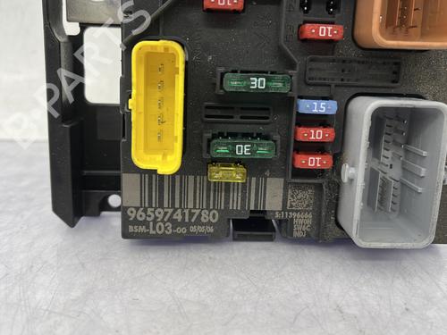 Used Fuse box Fuse box CITROËN C2 (JM_) 1.4 HDi (68 hp) 30850272 30850272