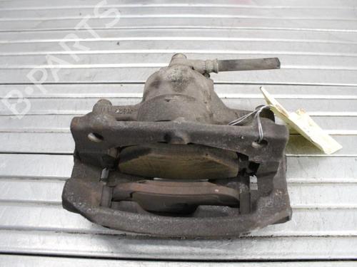 Used Right front brake caliper Right front brake caliper PEUGEOT 107 (PM_, PN_) 1.0 (68 hp) 23685819 23685819