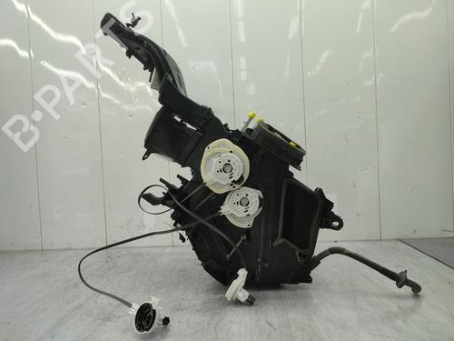 Used Heater matrix box Heater matrix box TOYOTA YARIS (_P13_) 1.0 (KSP130_, KSP130) (69 hp) 29460266 29460266