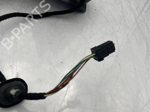 Left mirror PEUGEOT 5008 (0U_, 0E_) 1.6 HDi | BP32211020C26