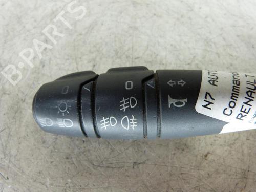 Used Headlight switch Headlight switch RENAULT LAGUNA I (B56_, 556_) 2.2 dT (B569) (113 hp) 23685729 23685729