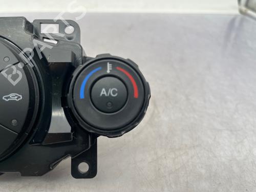 Used Climate control Climate control 36851300 36851300