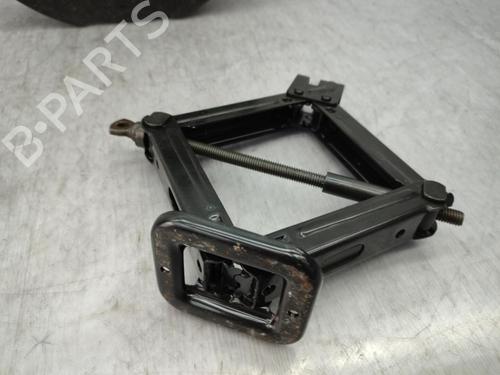 Used Jack Kit Jack Kit KIA CEE'D SW (ED) 1.6 CRDi 115 (115 hp) 23678465 23678465