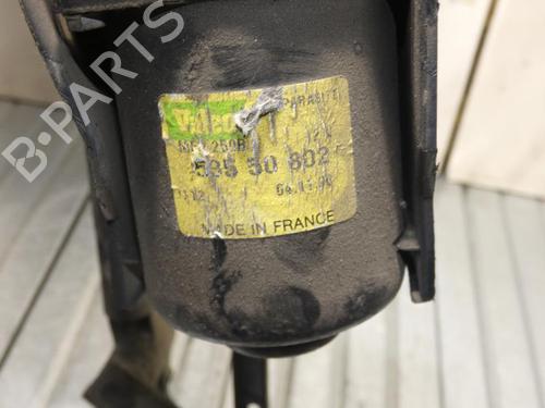 Used Front wiper motor Front wiper motor RENAULT CLIO II (BB_, CB_) 1.9 D (B/CB0J) (65 hp) 23670902 23670902