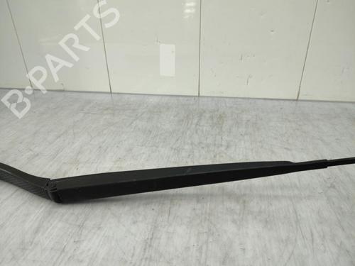Front windshield wiper arm RENAULT CLIO IV (BH_) 1.5 dCi 90 | BP23722906C143 