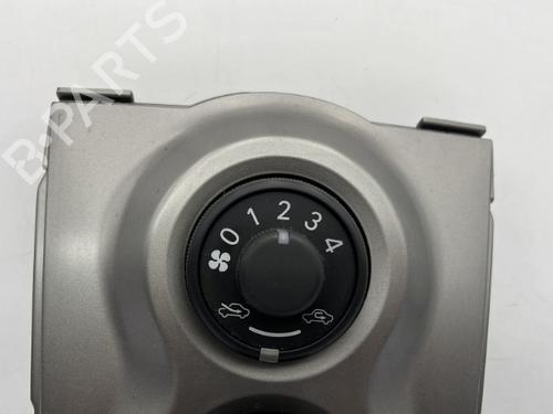 Climate control TOYOTA YARIS (_P9_) 1.33 VVT-i (NSP90_, NSP90R) | BP23755647I5 