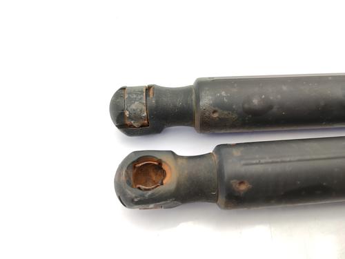 Tailgate lift support VW GOLF V (1K1) 1.4 FSI | BP23680271C138 