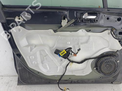 Used Left front door CITROËN C5 III (RD_) 1.6 HDi 110 (RD9HZC) (109 hp) 23720243