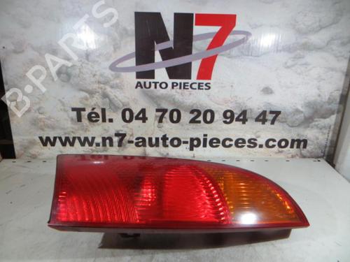 Venstre Baklys FORD FOCUS I (DAW, DBW) 1.8 Turbo DI / TDDi (90 hp) 23728416