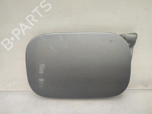 Używane Klapa wlewu paliwa AUDI A4 B6 Avant (8E5) 2.5 TDI quattro (180 hp) 24431343