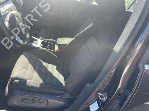 Left front window switch VW PASSAT B6 (3C2) 2.0 TDI 16V | BP23708662I27 - Image 12