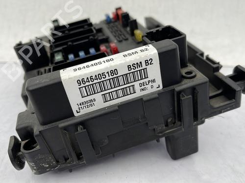 Used Fuse box Fuse box PEUGEOT 206 Hatchback (2A/C) 1.4 i (75 hp) 29406204 29406204
