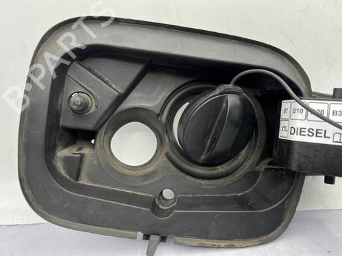 Fuel flap PEUGEOT 308 SW II (LC_, LJ_, LR_, LX_, L4_) 1.5 BlueHDi 130 | BP23754762C131