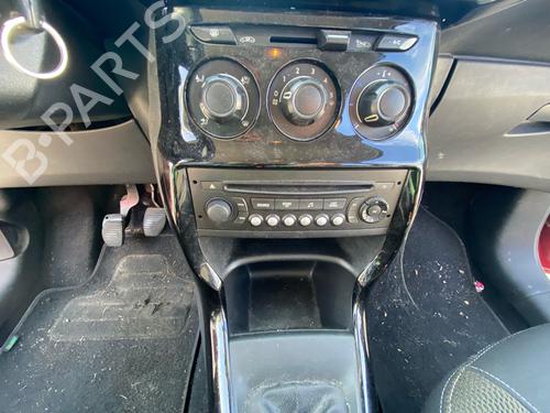 Front left seatbelt CITROËN C3 II (SC_) 1.4 | BP38081089I26 - Image 160