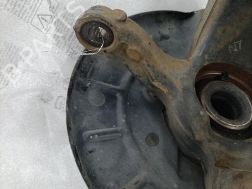 Used Left front steering knuckle Left front steering knuckle VW POLO V (6R1, 6C1) 1.4 (6R1) (85 hp) 37636675 37636675