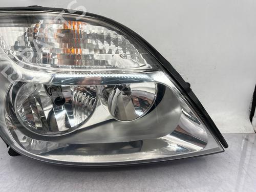 Used Right headlight Right headlight RENAULT SCÉNIC I MPV (JA0/1_, FA0_) 1.6 (JA00, JA16, JA15, JA19, JA1V, JA2B, JA2C, JA0B,... (107 hp) 36173277 36173277