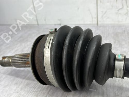 Right front driveshaft TOYOTA YARIS (_P13_) 1.5 Hybrid (NHP130_, NHP130) | BP32219112M39