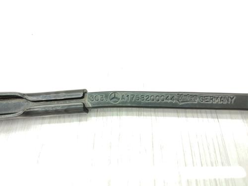 front-windshield-wiper-arm-mercedes-benz-a-class-w176-2012-2013-2014-2015-2016-2017-2018-23733052 main image