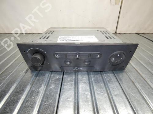 Used Switch RENAULT MEGANE II Estate (KM0/1_) 1.9 dCi (KMRG, KM1G, KM0G, KM2C) (120 hp) 23666638