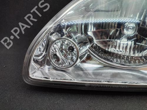 Left headlight KIA CARENS II MPV (FJ) 2.0 CRDi | BP23688080C28 