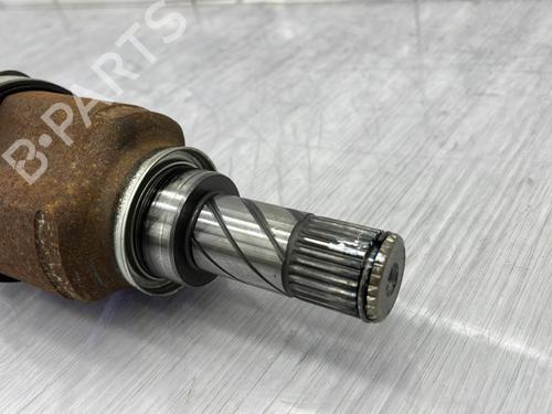 left-front-driveshaft-dacia-sandero-ii-2012-28964577 main image