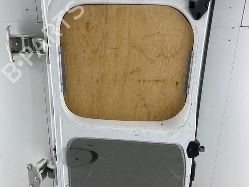 Right tailgate RENAULT TRAFIC II Van (FL) 2.0 dCi 115 (FL01, FL0U, FL00, FL0H, FL0M) | BP40040700C77 - Image 1