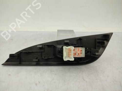 Right front window switch NISSAN PULSAR Hatchback (C13) 1.2 DIG-T | BP23712425I26 