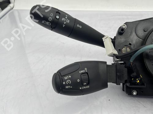 Used Steering column stalk Steering column stalk 23681818 23681818