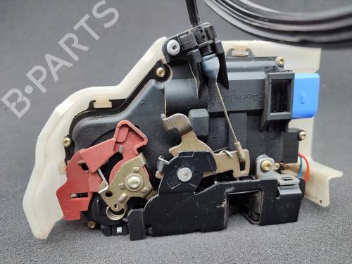 Used Front left lock VW TOURAN (1T1, 1T2) 2.0 TDI (136 hp) 23731588