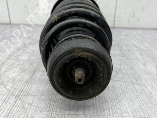 Used Right front shock absorber Right front shock absorber VW GOLF III (1H1) 1.9 TDI (90 hp) 23739839 23739839