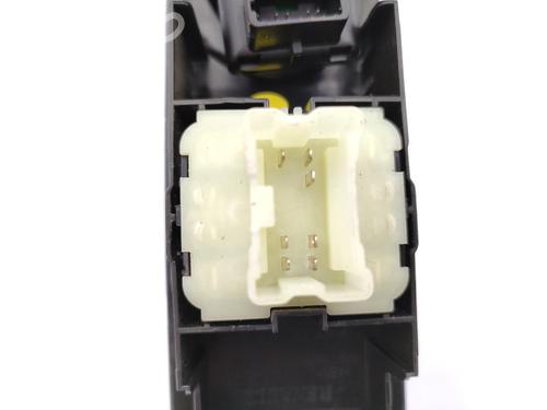 Used Left front window switch Left front window switch RENAULT CLIO IV (BH_) 1.5 dCi 90 (90 hp) 23740893 23740893