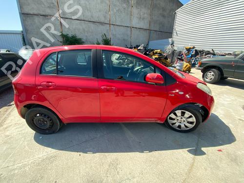 Dashboard TOYOTA YARIS (_P9_) 1.4 D-4D (NLP90_, NLP90R) | BP37644888C46 - Image 63