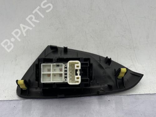 Used Right front window switch Right front window switch CITROËN C1 II (PA_, PS_) 1.0 VTi 72 (72 hp) 23754035 23754035
