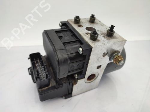 Used ABS pump ABS pump TOYOTA YARIS (_P1_) 1.3 (SCP12_, SCP13_, SCP12R, SCP13R) (87 hp) 23676722 23676722
